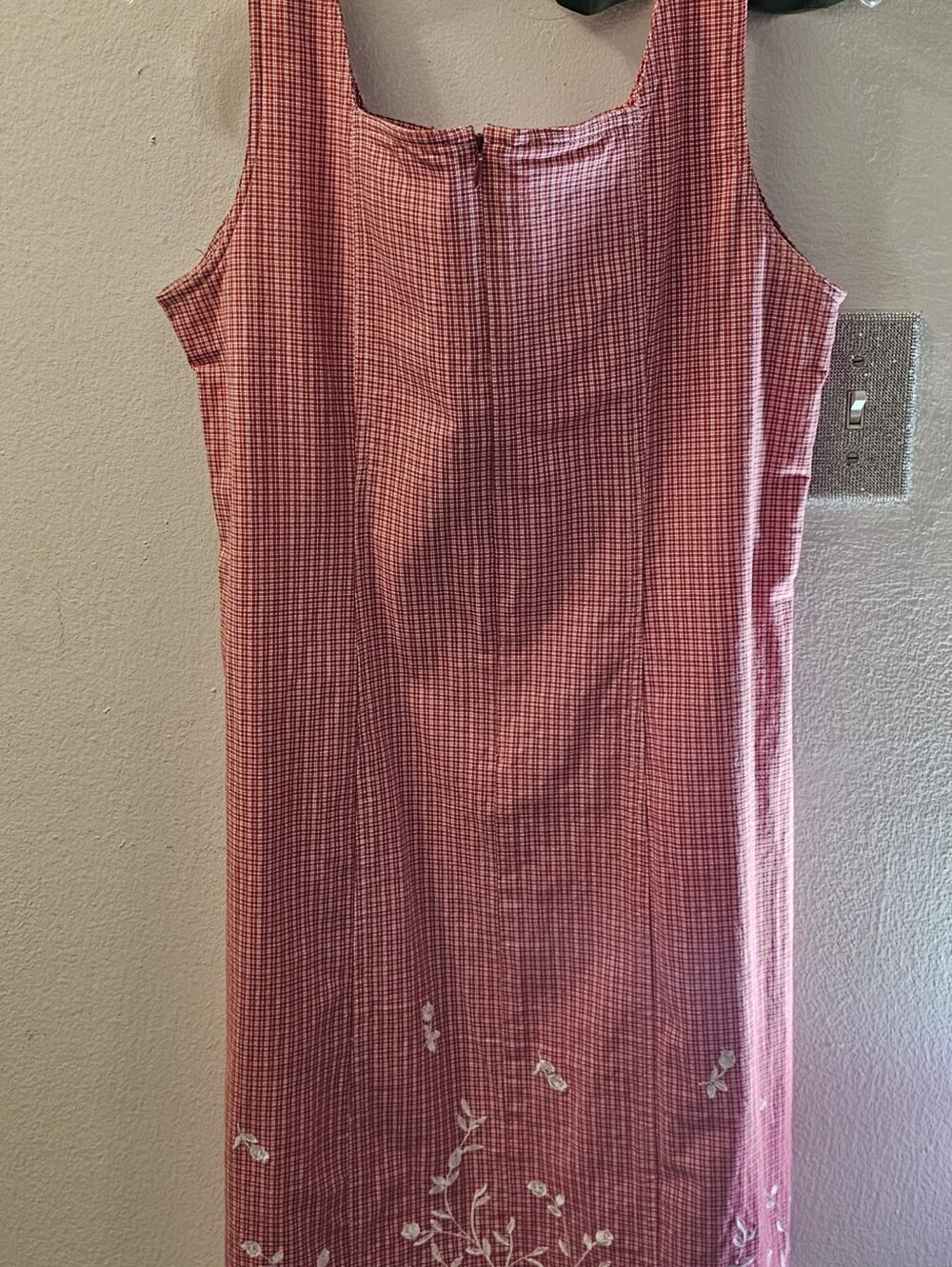 Susan Bristol Casuals Red & White Gingham Embroidered Sleeveless Dress Size 12 - Picture 3 of 8